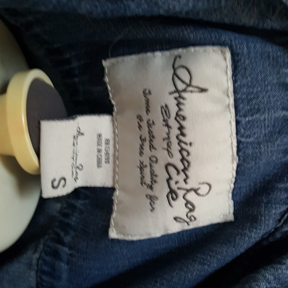 American Rags Jean jacket - Picture 3 of 3